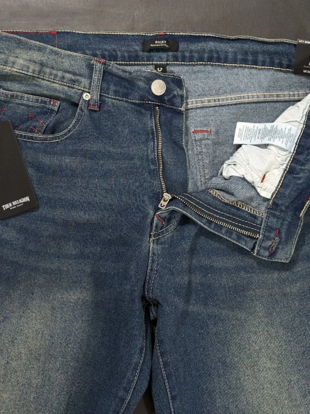 $164 True Religion Ricky Relaxed Straight Jean Men`s Size 36x34 Medium Wash